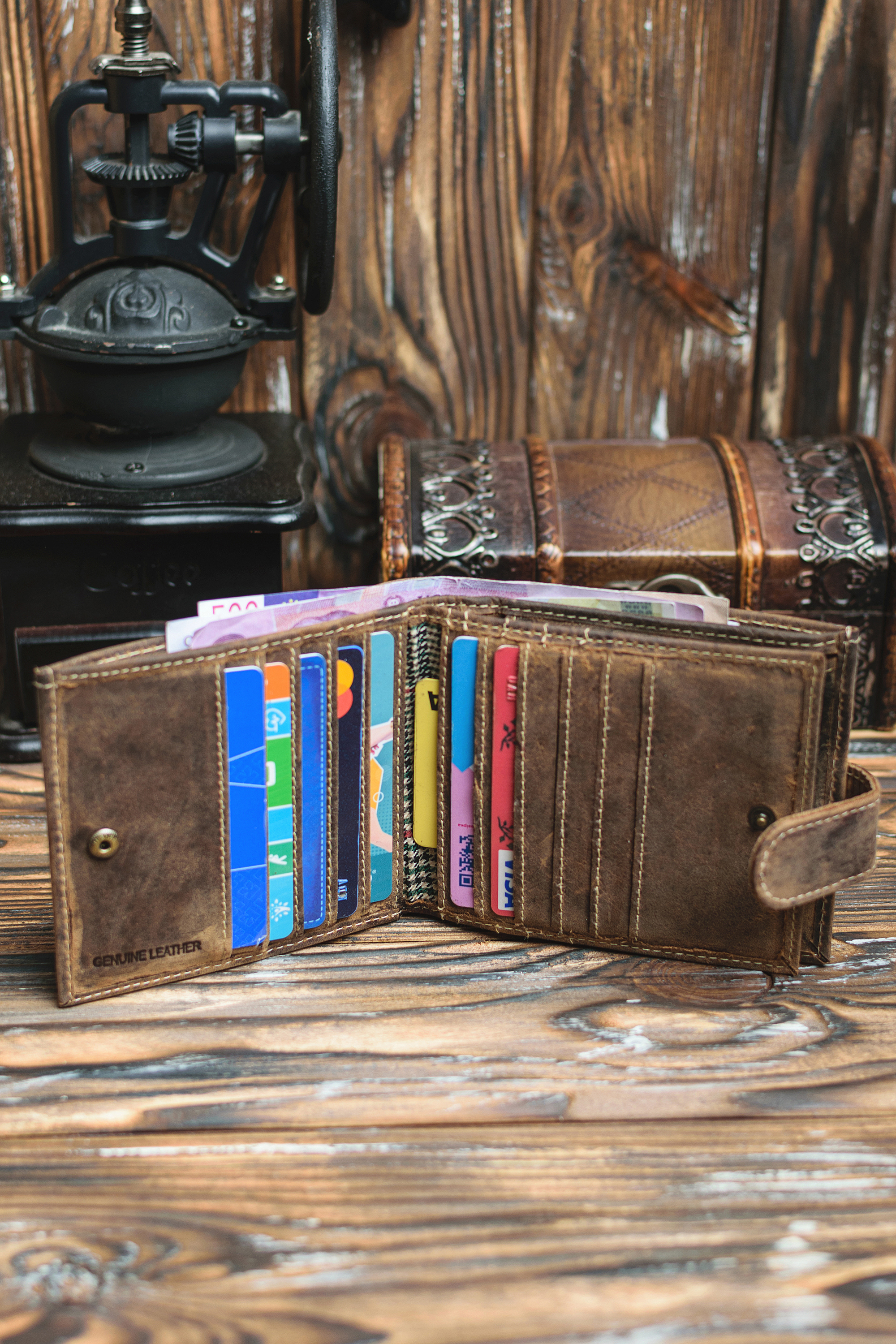 Гаманець чоловічий DNK Leather DNK-01L-BAW-TAN Гаманець чоловічий DNK Leather DNK-01L-BAW-TAN